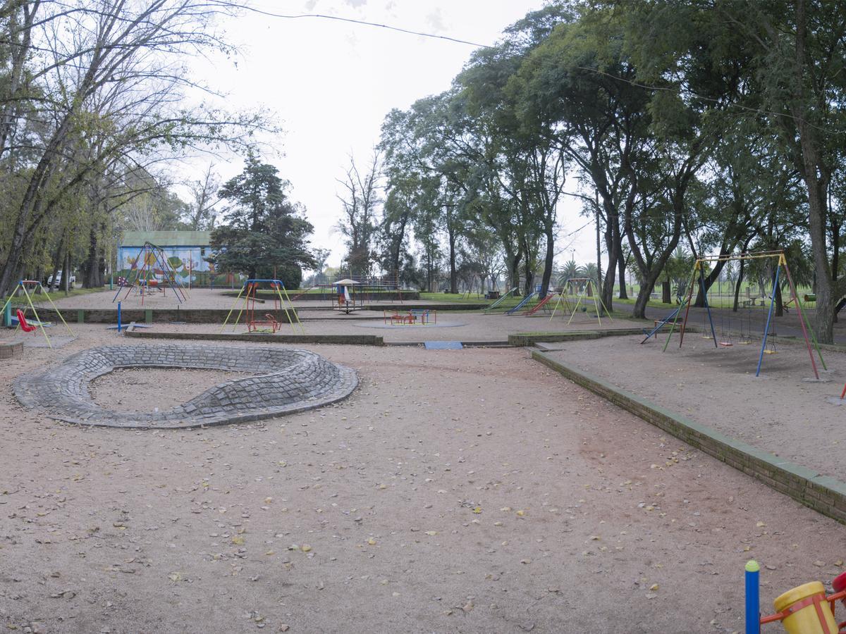 Hosteria Del Parque San José de Mayo Extérieur photo